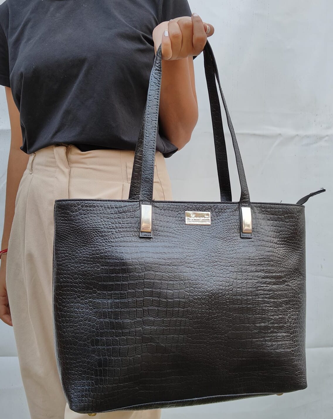 Crocodile Leather Bag Price - Arad Branding